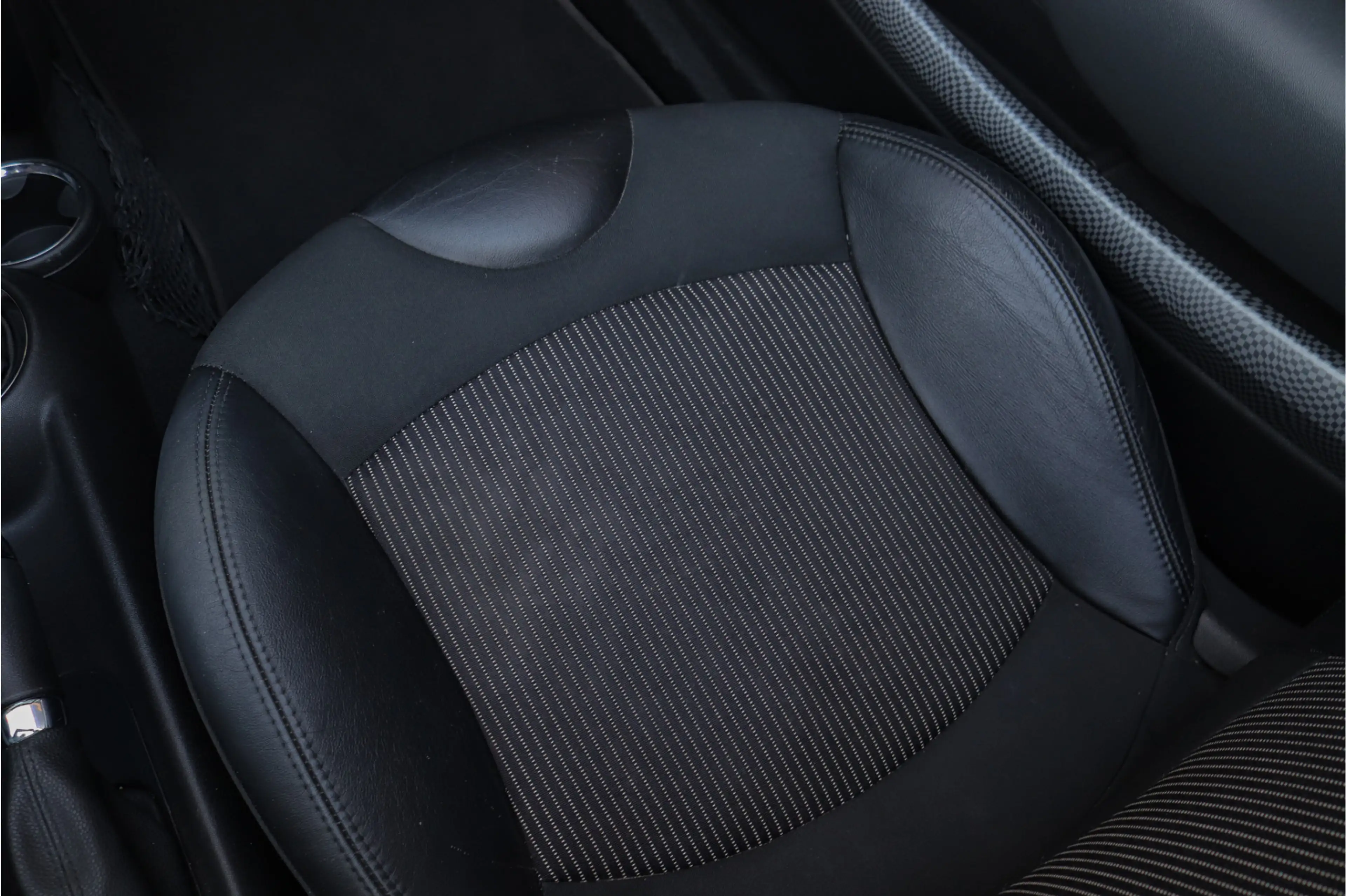 MINI Cooper S Cabrio 1.6 Chili Xenon Climate Harman/Kardon 174pk — photo 16