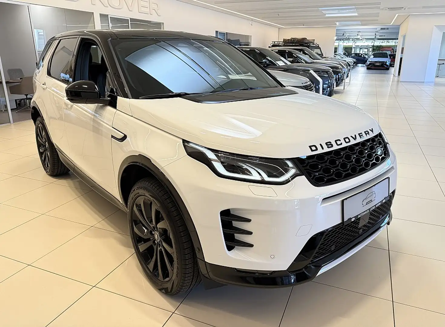 Land Rover Discovery Sport D165 4WD Dynamic SE Aut. // 7 Sitze Weiß - 1