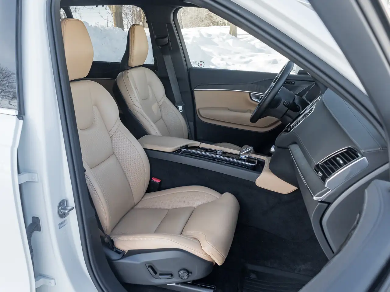 Volvo XC90 снимка Volvo XC90