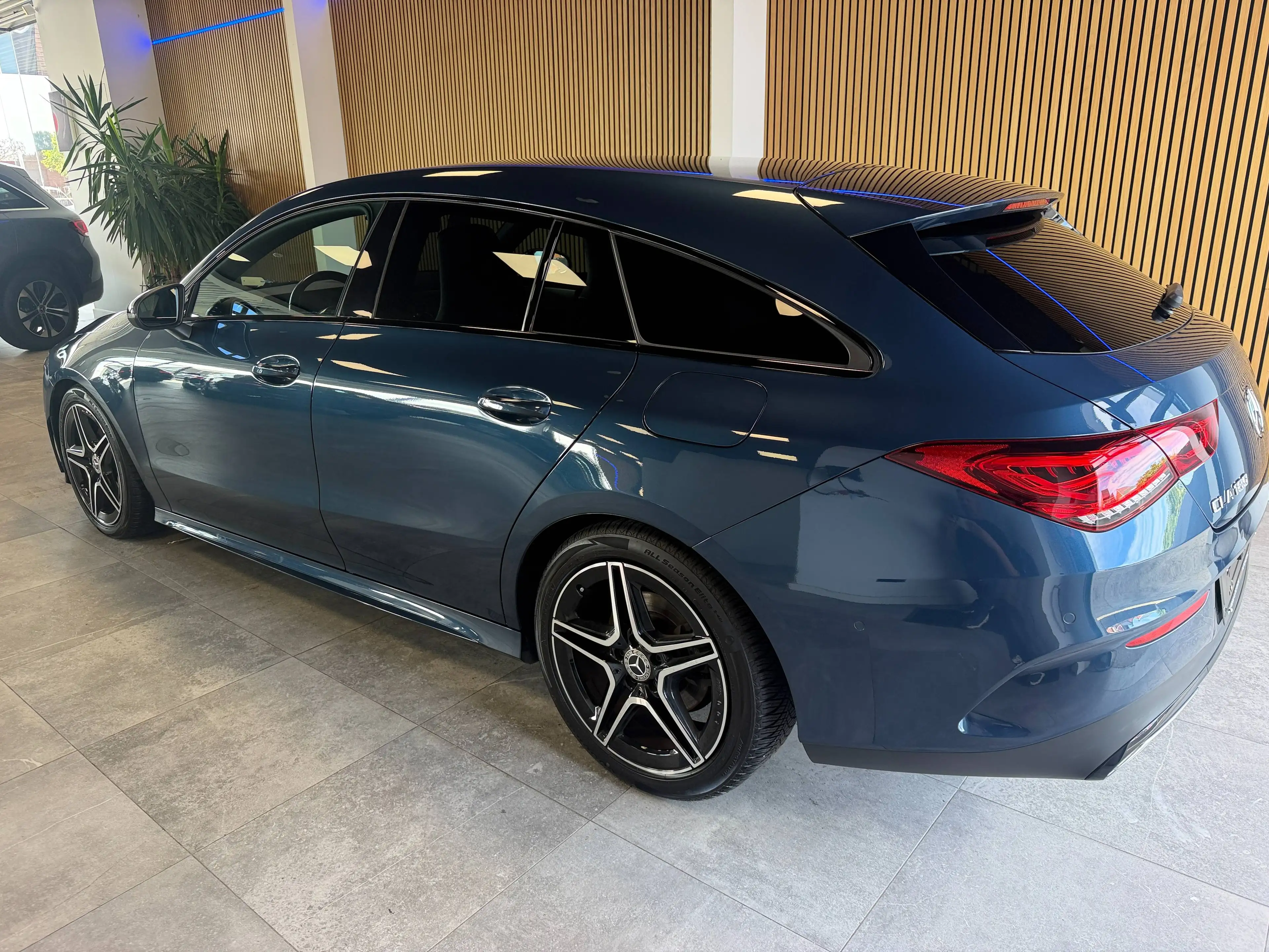 Mercedes-Benz CLA 180 CLA 180 Business Solution Essential — photo 3