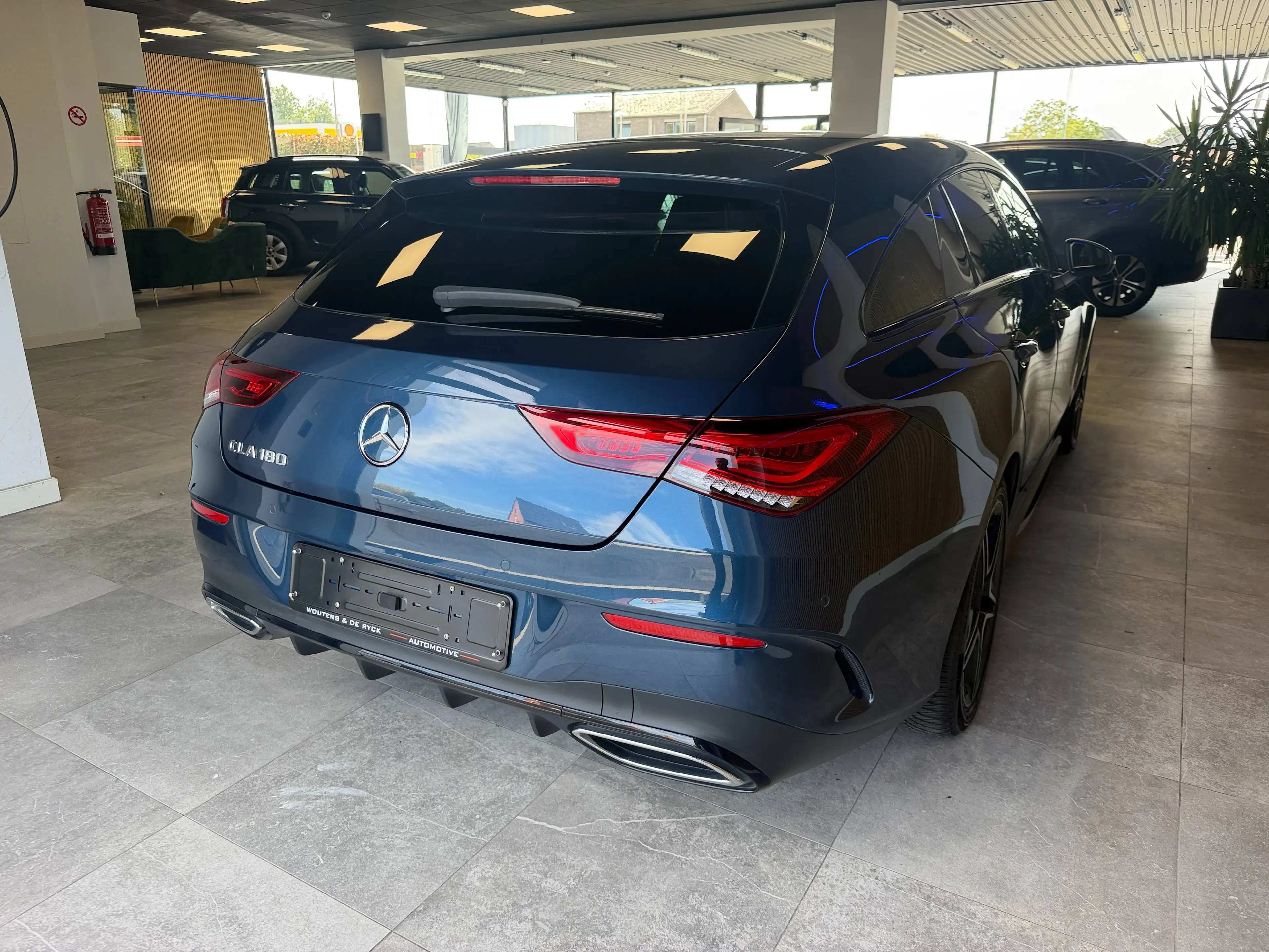 Mercedes-Benz CLA 180 CLA 180 Business Solution Essential — photo 5