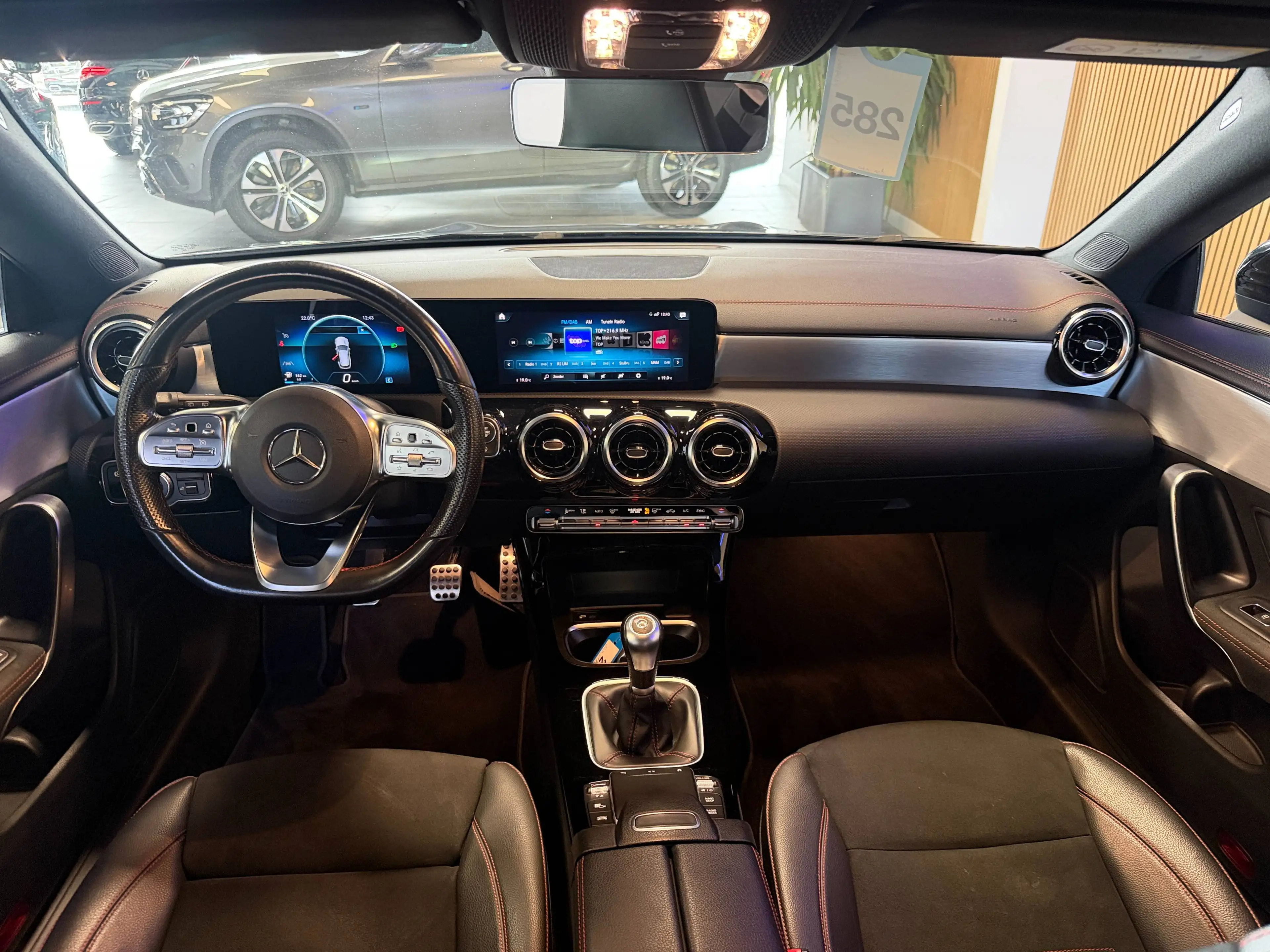 Mercedes-Benz CLA 180 CLA 180 Business Solution Essential — photo 7