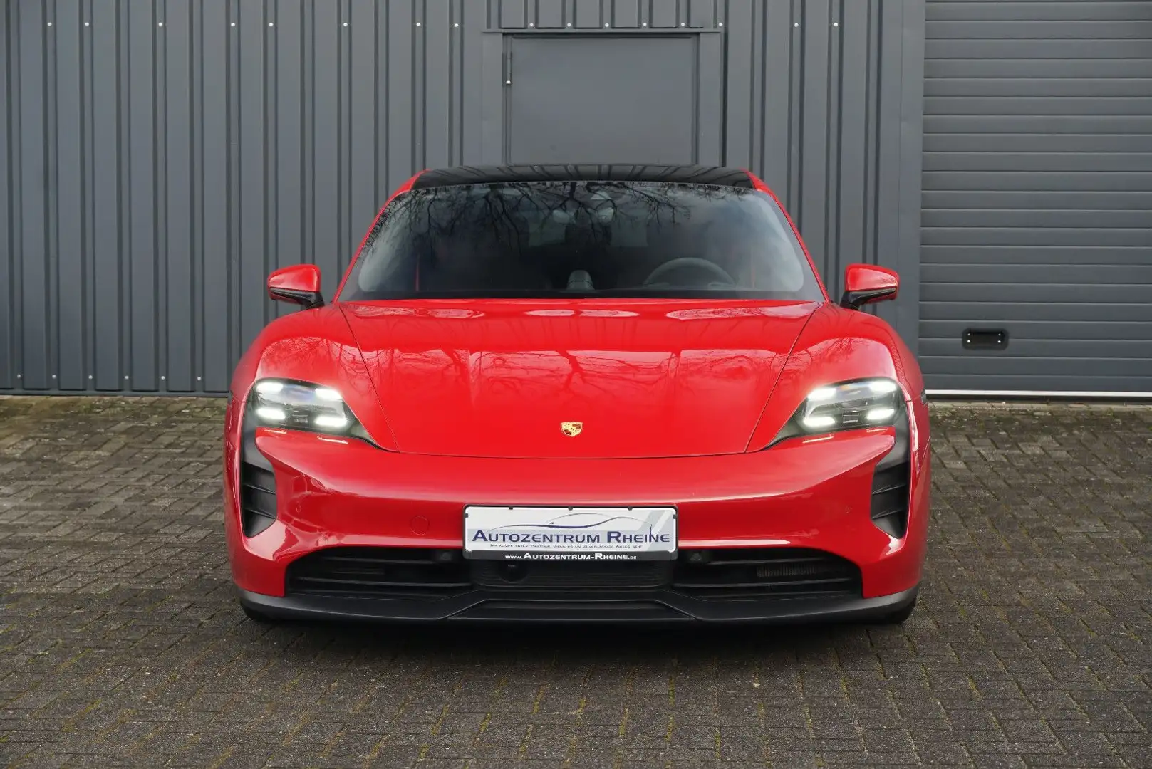 Porsche Taycan Sport Turism GTS Pano 360° Approved 10/26 Rot - 2