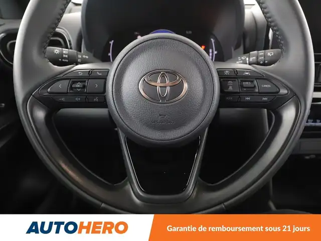 Toyota Yaris Cross view 19