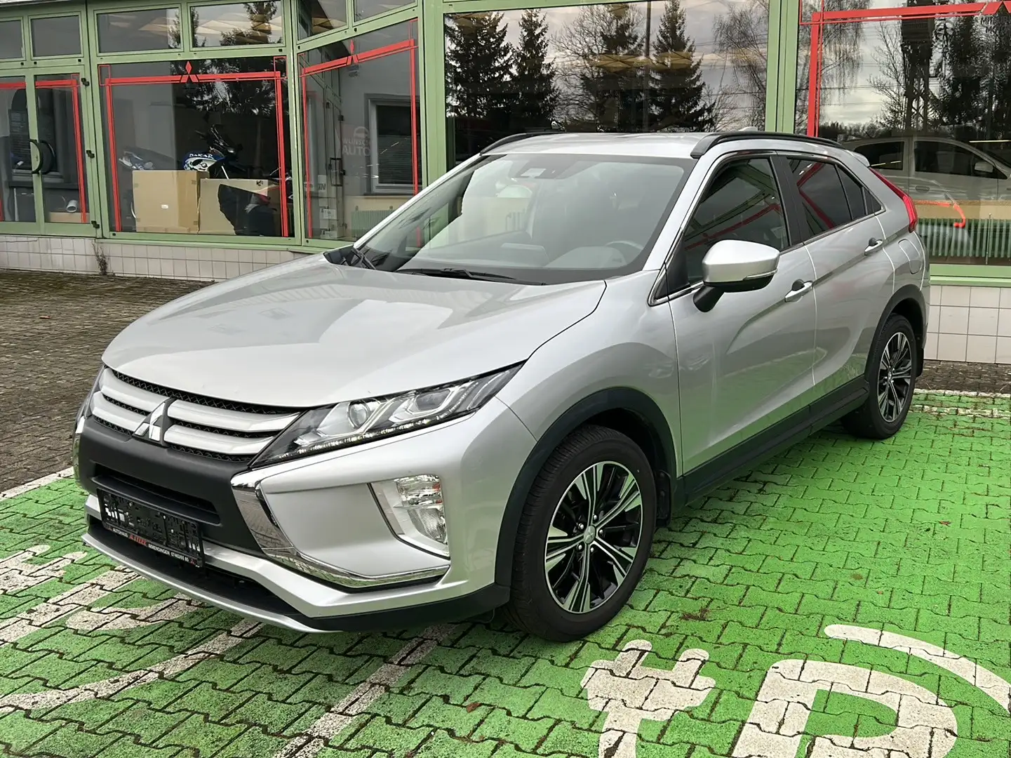 Mitsubishi Eclipse Cross Diamant Edition 2WD - 1