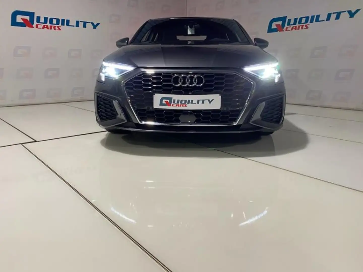 Audi A3 S-LINE * 2ANS DE GARANTIE* Grijs - 2