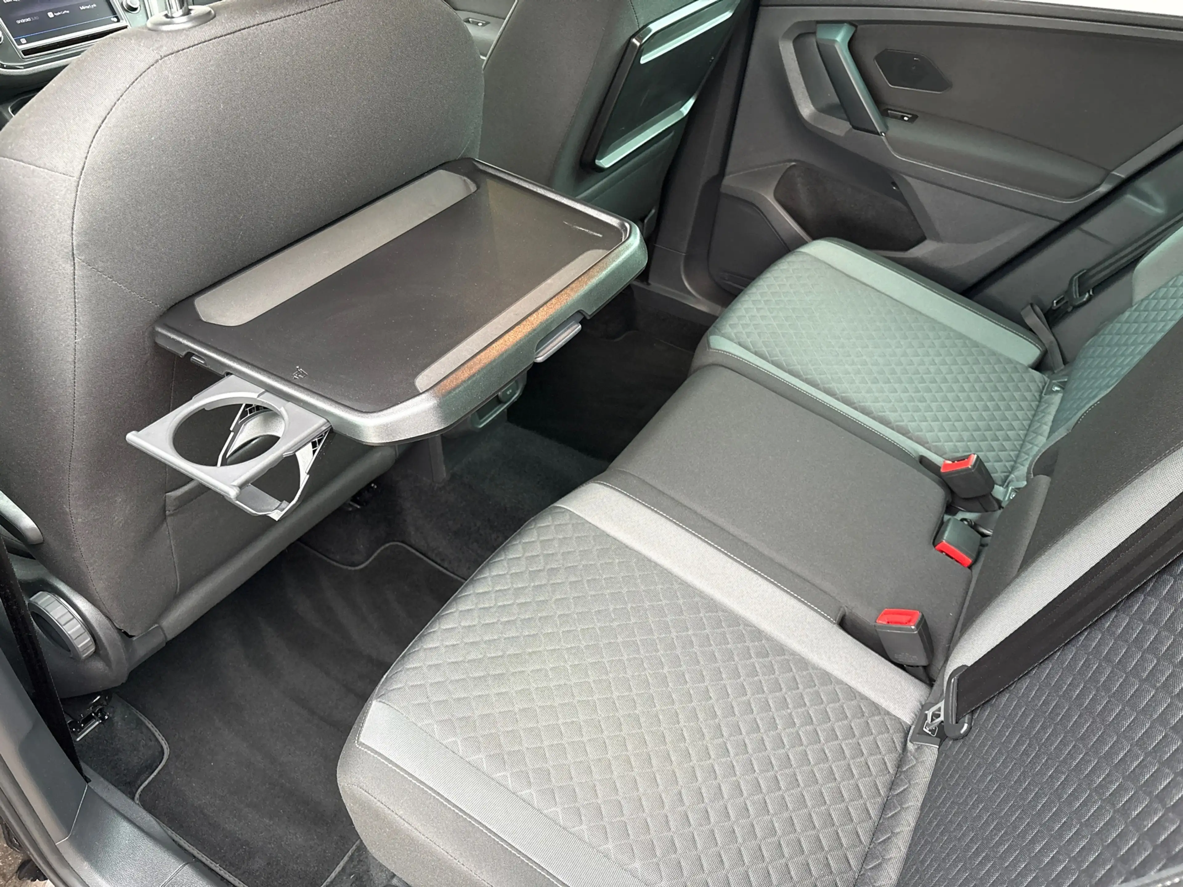 Volkswagen Tiguan 1.4 TSI Connected Series — photo 13