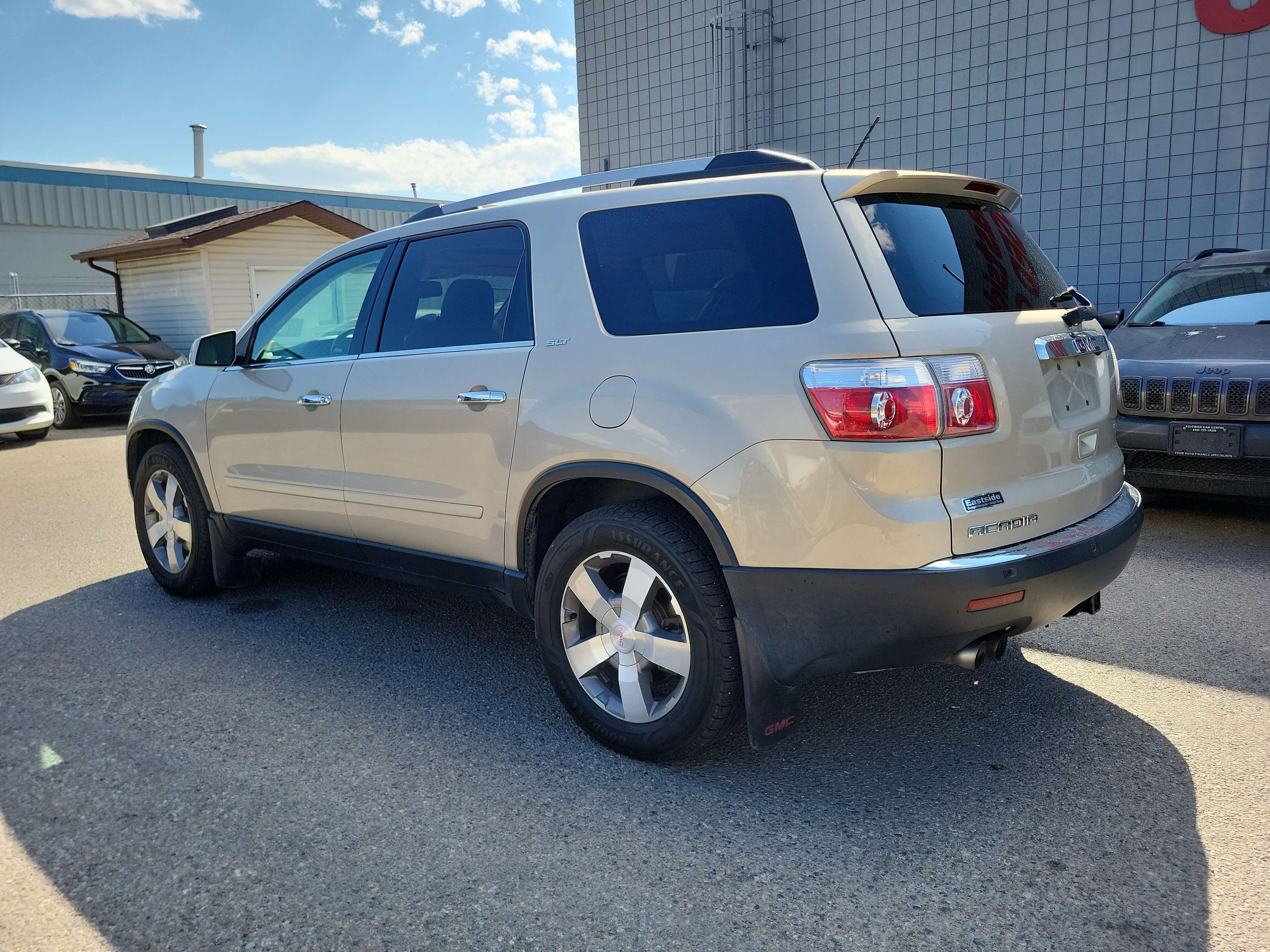 2011 GMC Acadia
