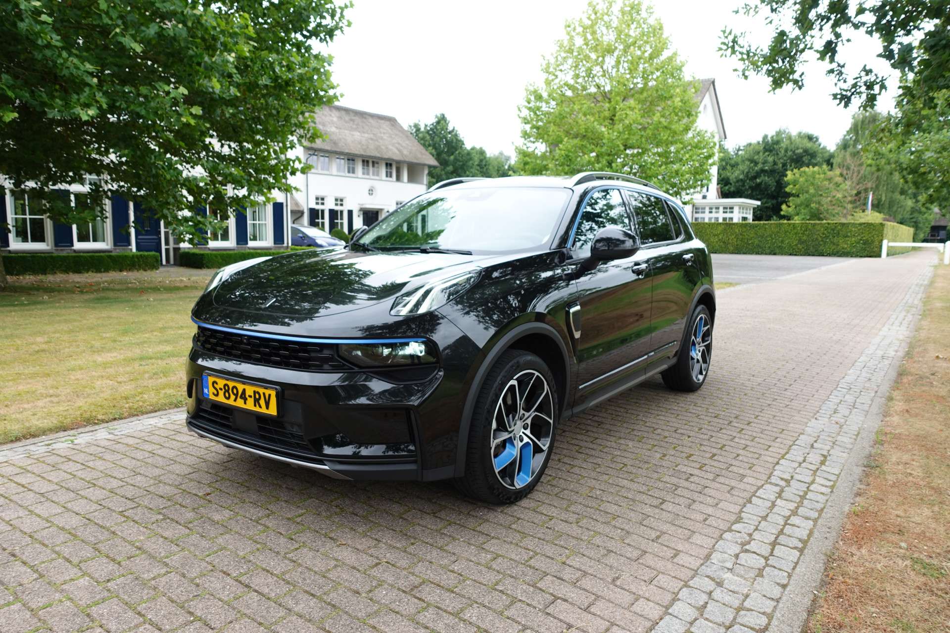 Lynk & Co 01 2023