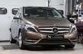 Mercedes-Benz B 180 *BLUEEFFICIENCY* SPORTS TOURER*LEDER*LED* Gris - thumbnail 4
