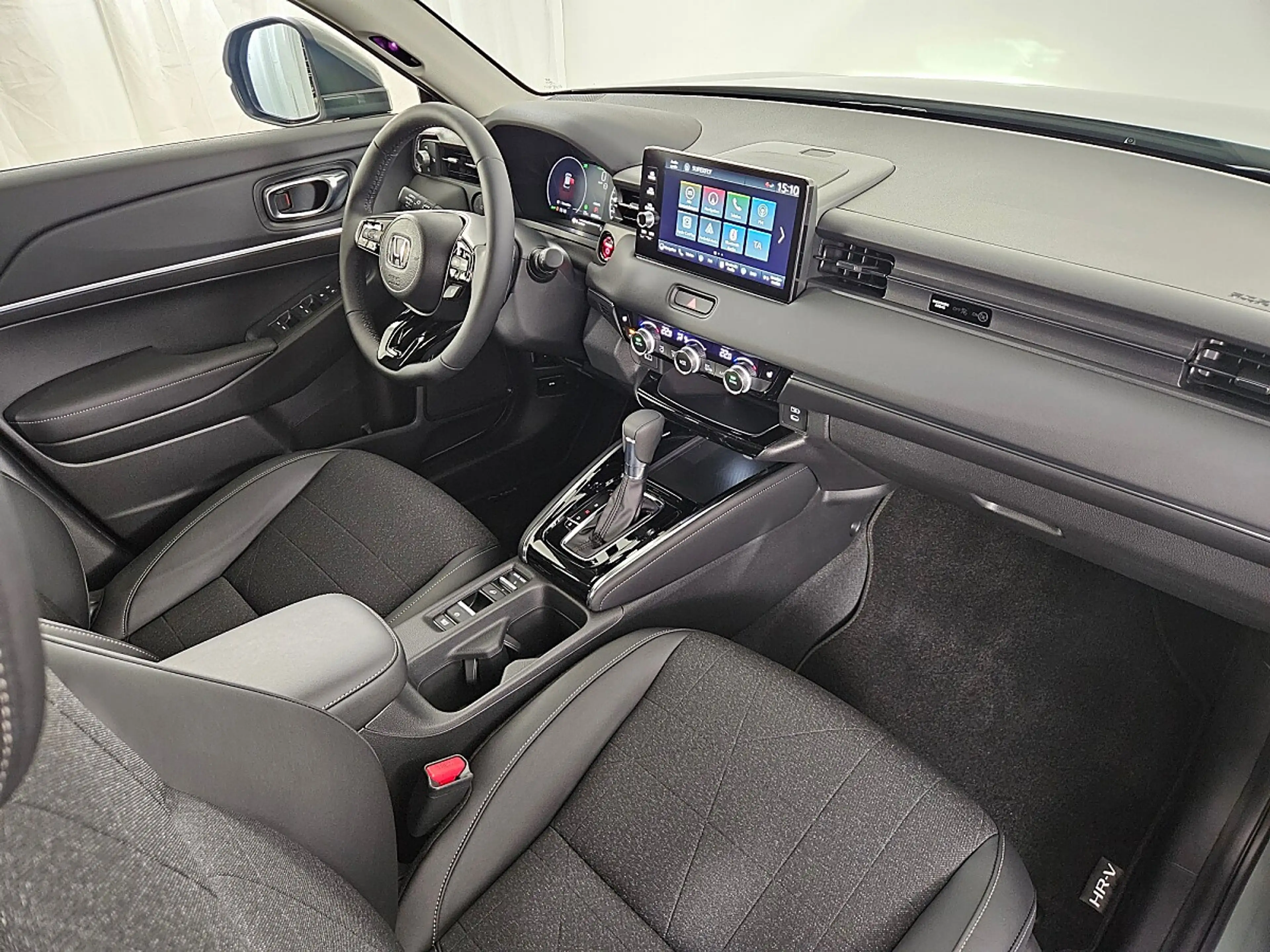 Honda HR-V Hybrid Advance Aut. | Auto Stahl Wien 23 — photo 3
