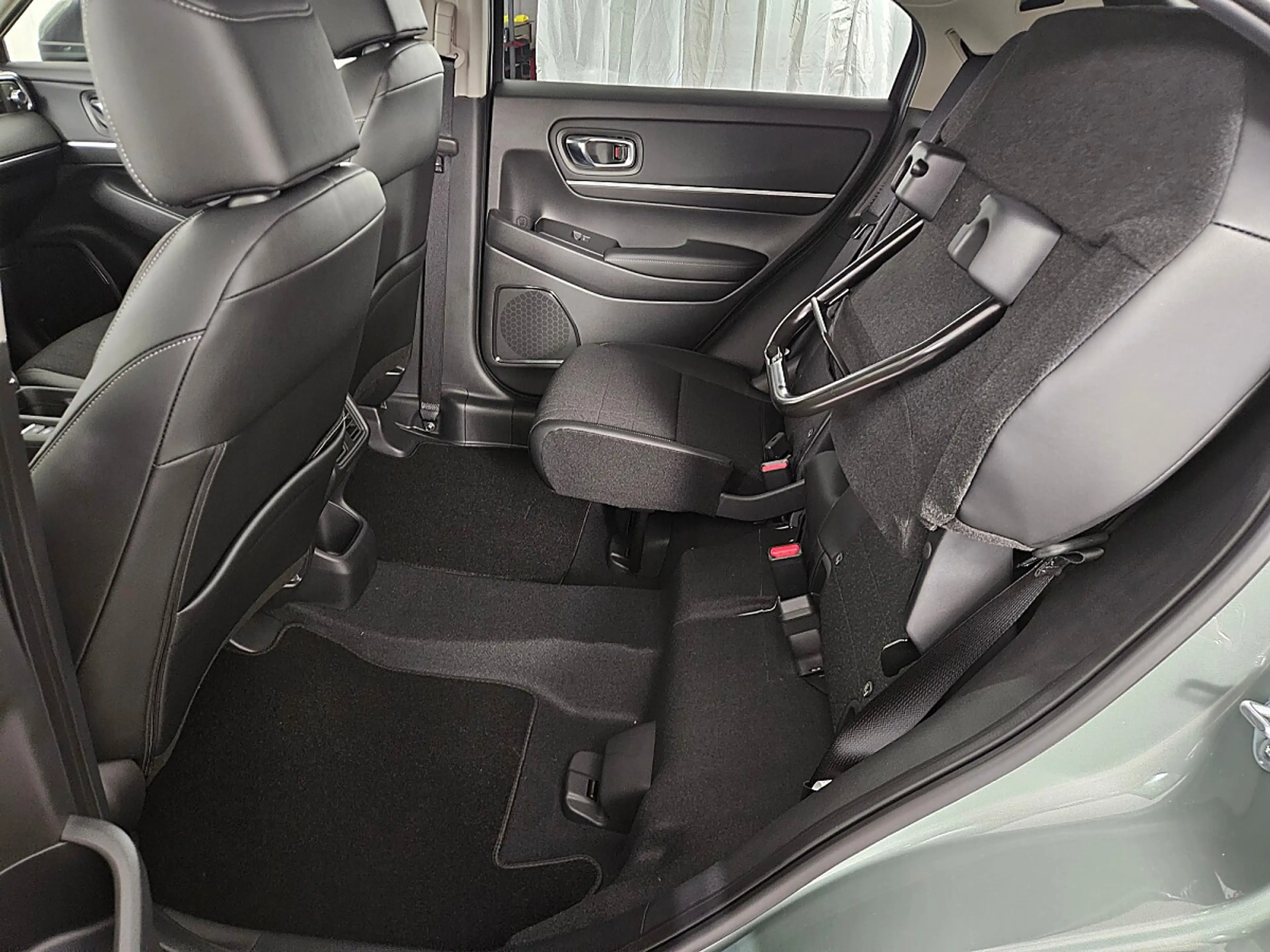 Honda HR-V Hybrid Advance Aut. | Auto Stahl Wien 23 — photo 6