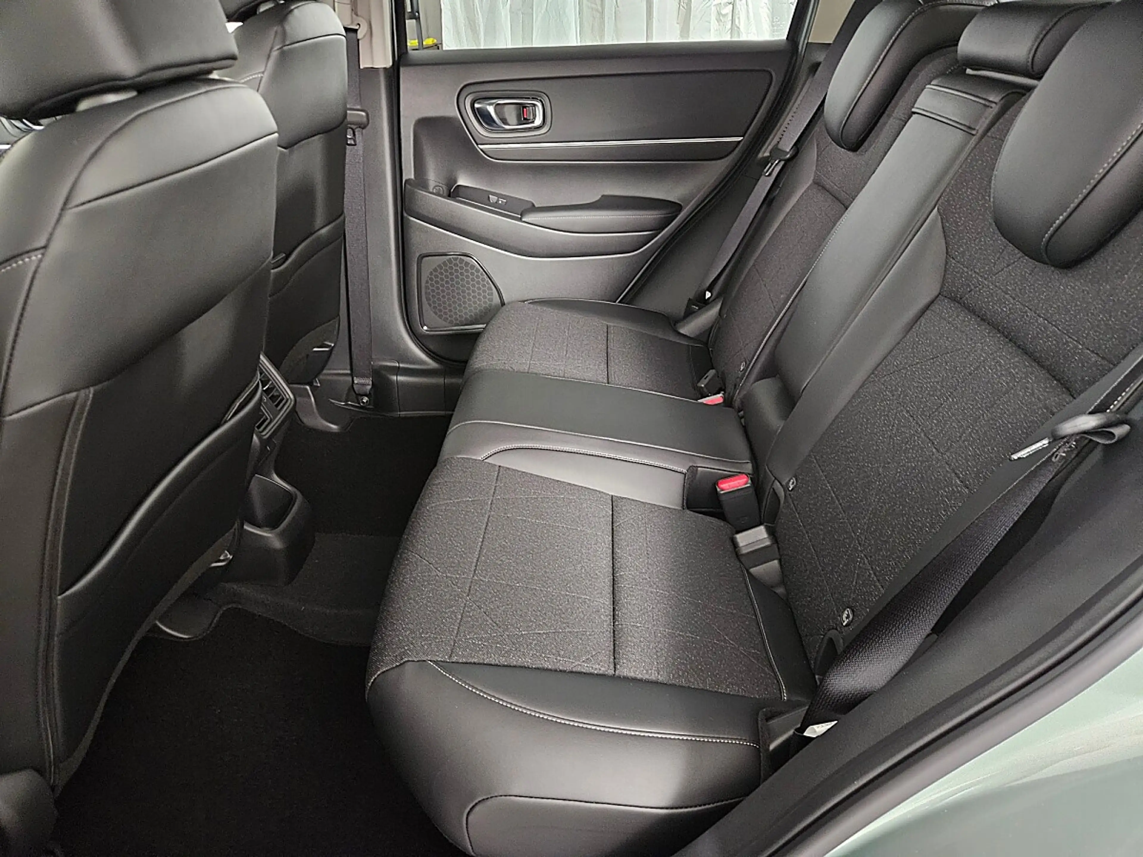 Honda HR-V Hybrid Advance Aut. | Auto Stahl Wien 23 — photo 5