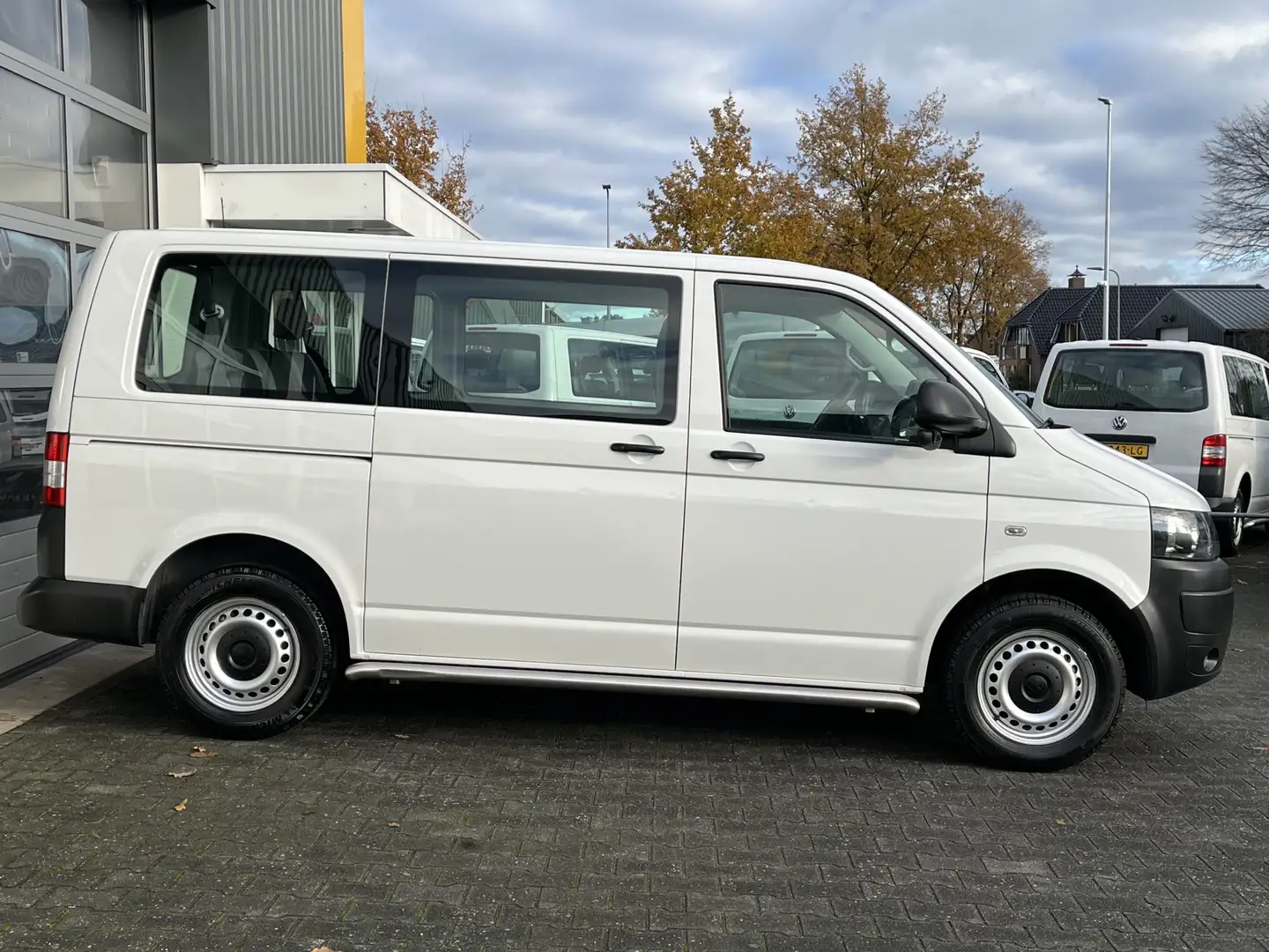 Volkswagen 2.0 TDI 140 pk DSG Automaat L1H1 BM BTW en BPM vri Alb - 2