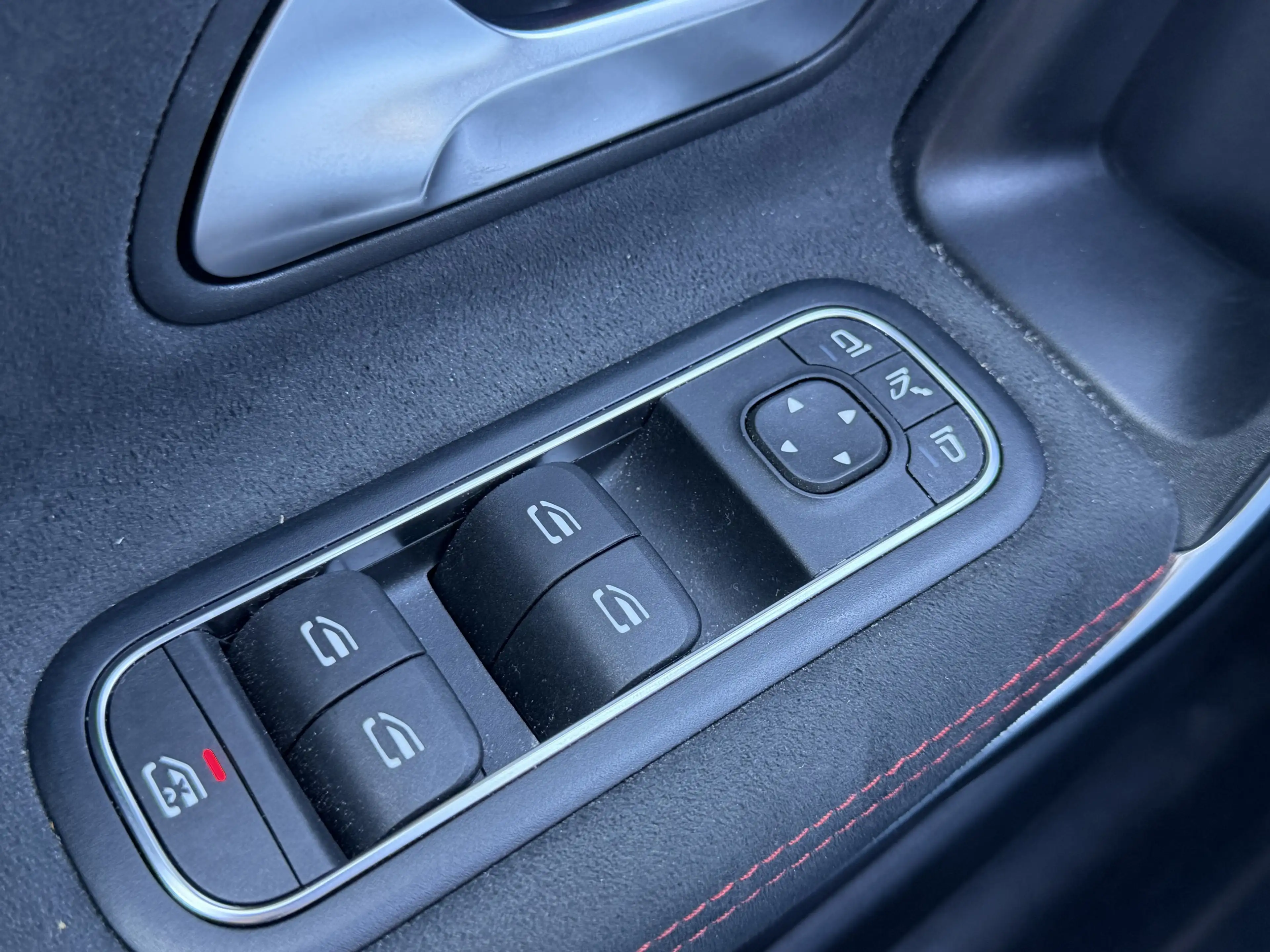 Mercedes-Benz A 180 7G-DCT AMG Line Advanced| DISTRONIC — photo 12