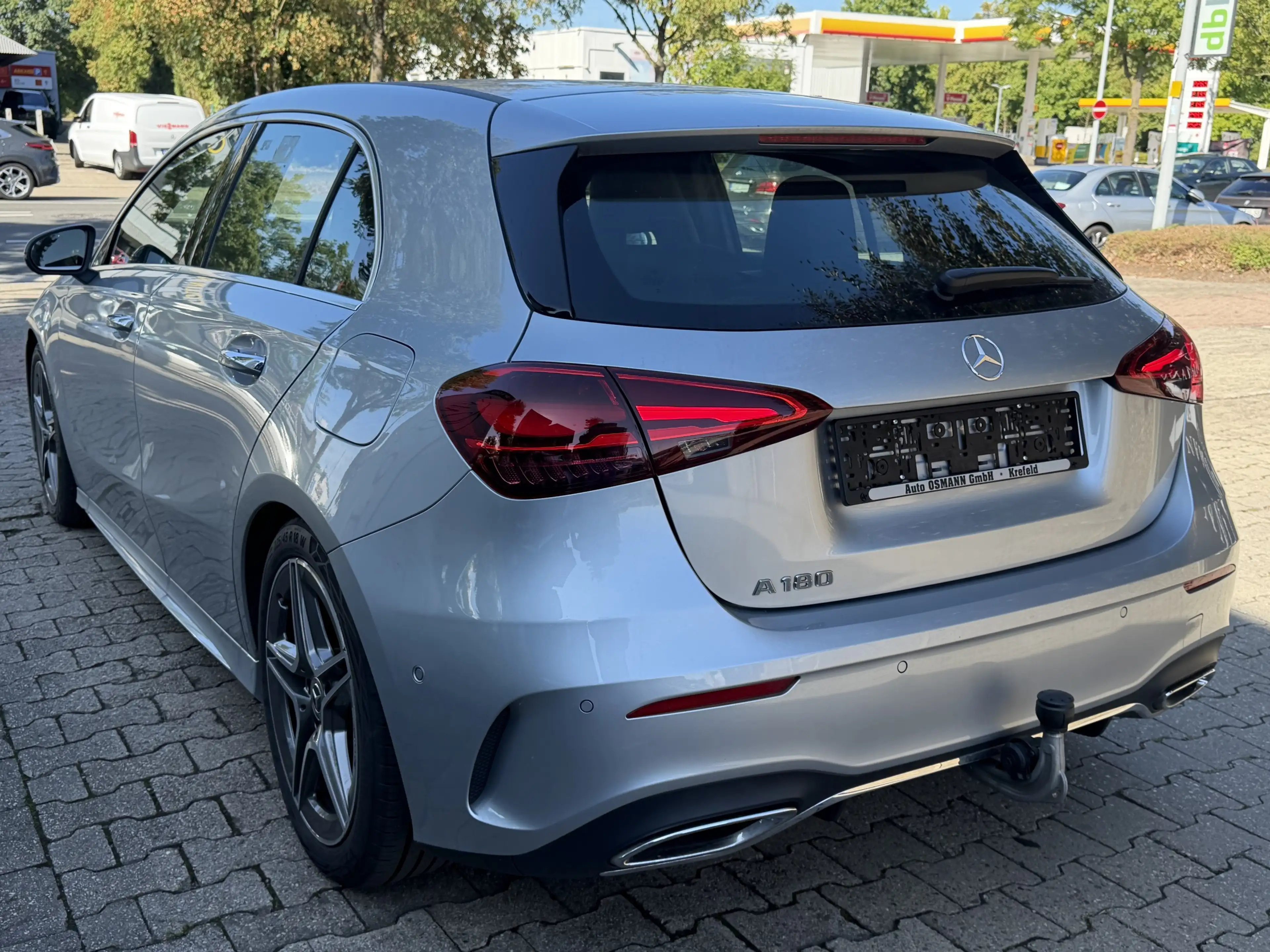 Mercedes-Benz A 180 7G-DCT AMG Line Advanced| DISTRONIC — photo 4