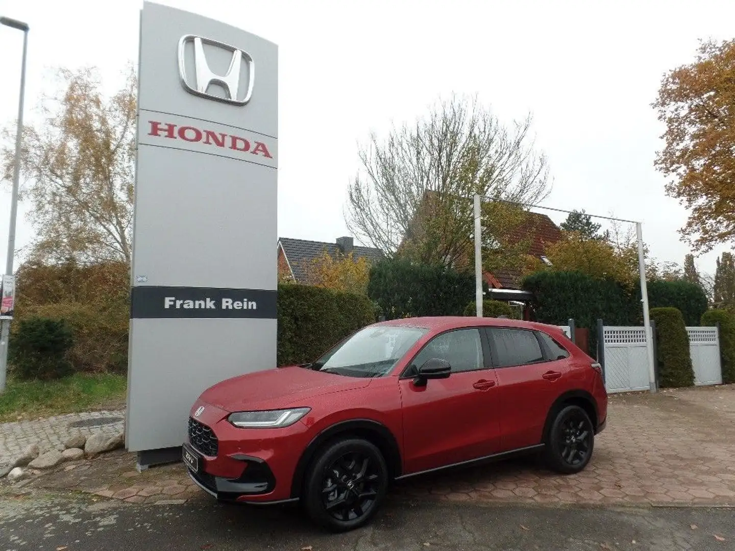 Honda ZR-V Hybrid e:HEV 2.0 i-MMD Sport Красный - 1