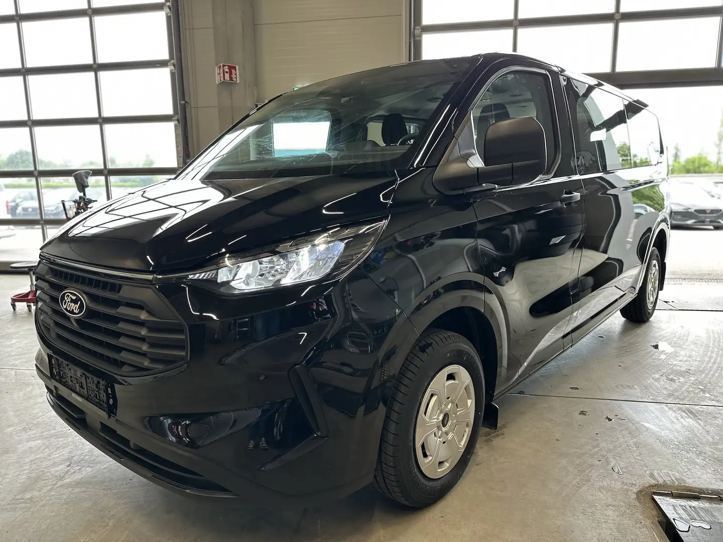 Ford Transit Custom 320 L2 Trend AppConnect SHZ Kamera Schwarz - 1