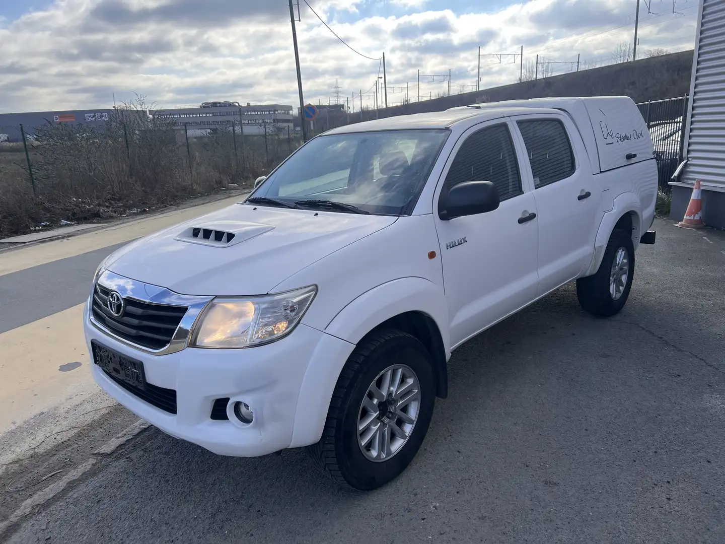 Toyota Hilux RC2 DBLE CAB 4WD 2.5L ONLY EXPORT AFRIQUE Blanc - 1