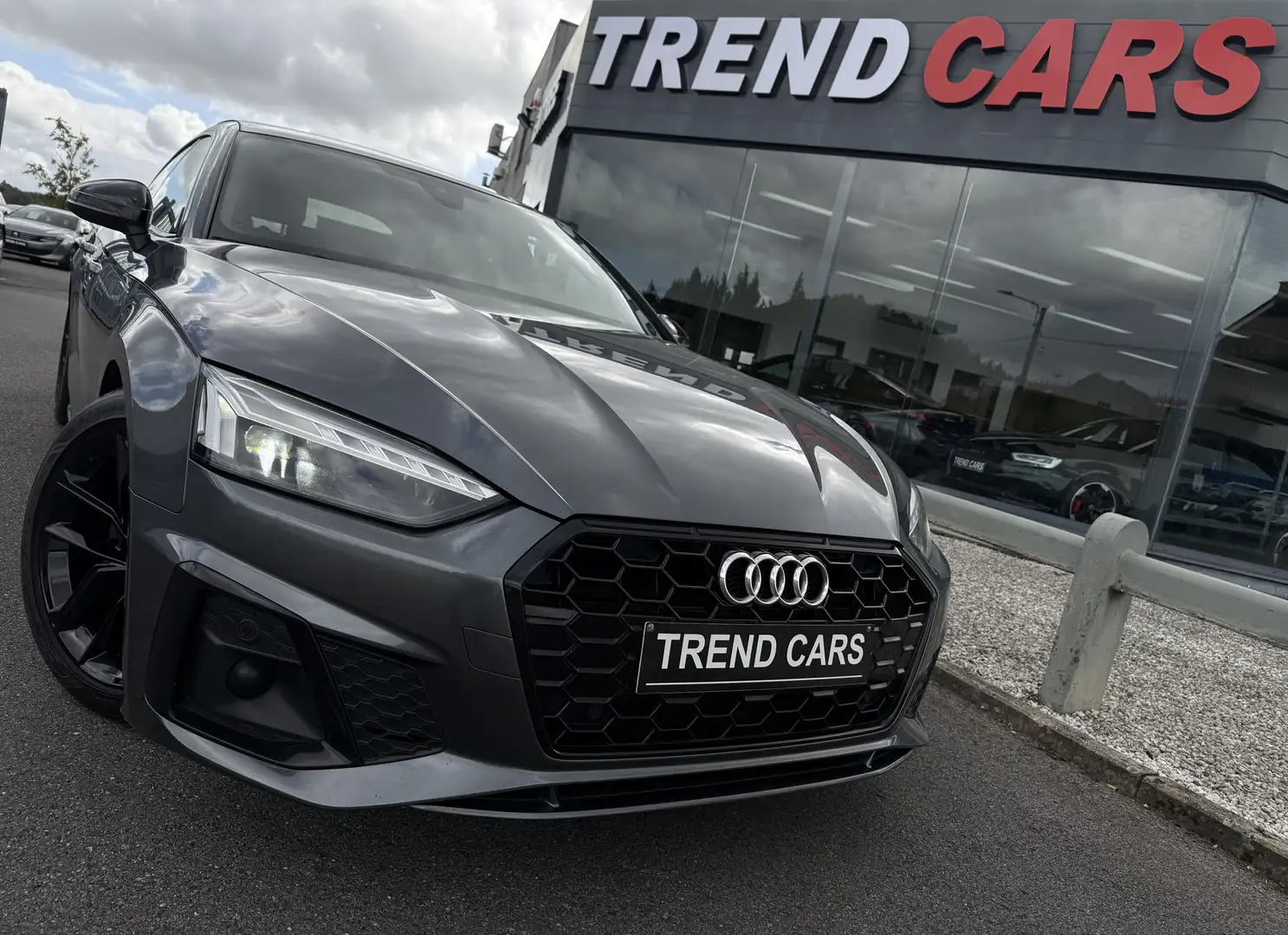Audi A5 35TDi AUT S-LINE SHADOW LOOK MATRIX TOIT PANO Gris - 1
