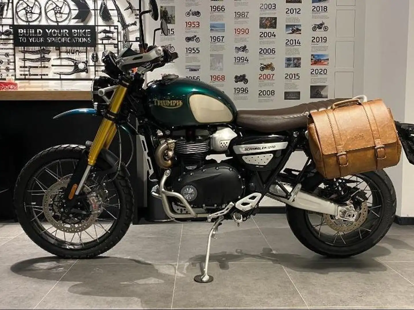 Triumph Scrambler Steve Mcqueen Verde - 2