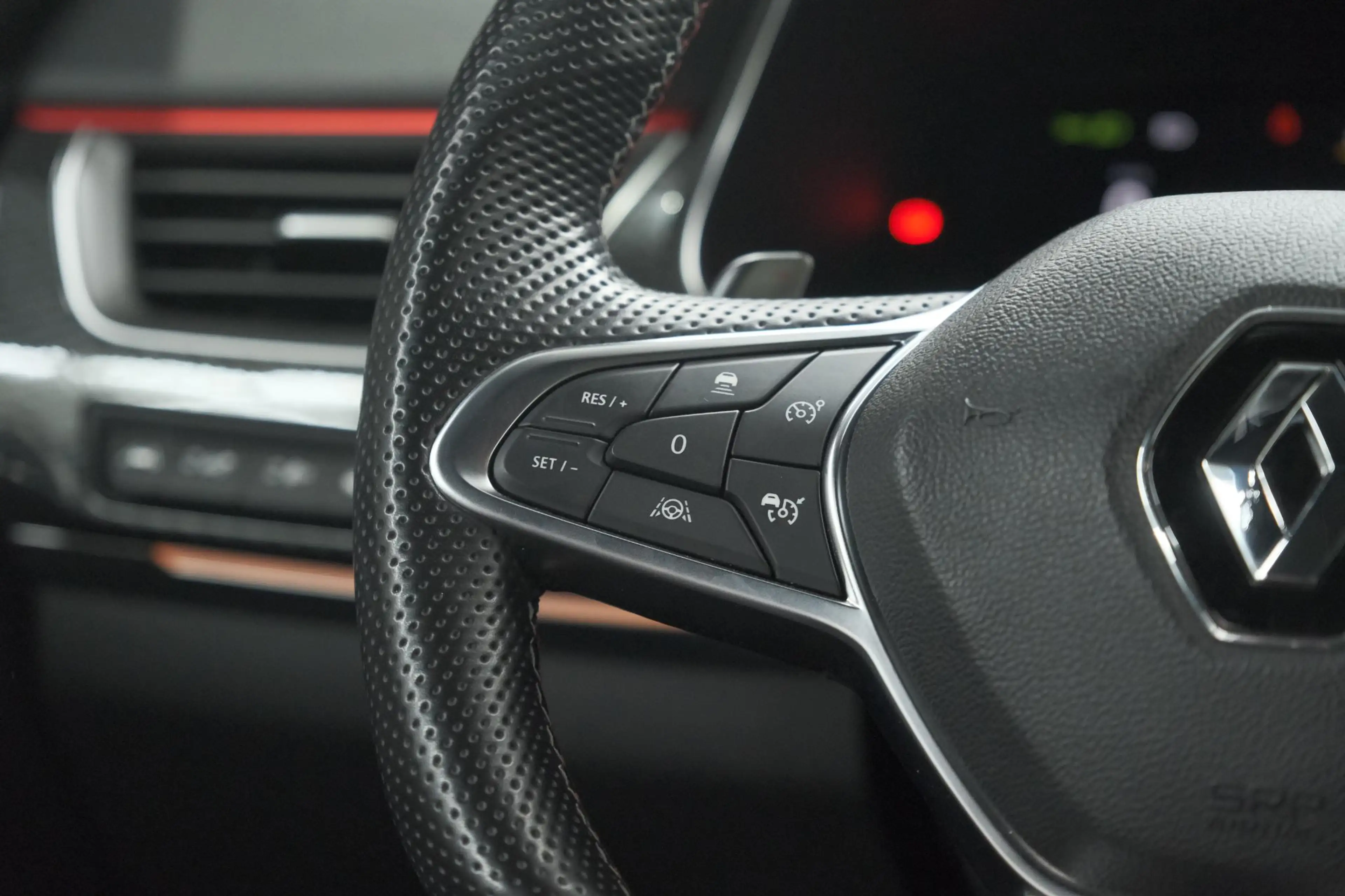 Renault Arkana 1.3 TCe 140 EDC RS Line | Camera | Cruise Control — photo 3