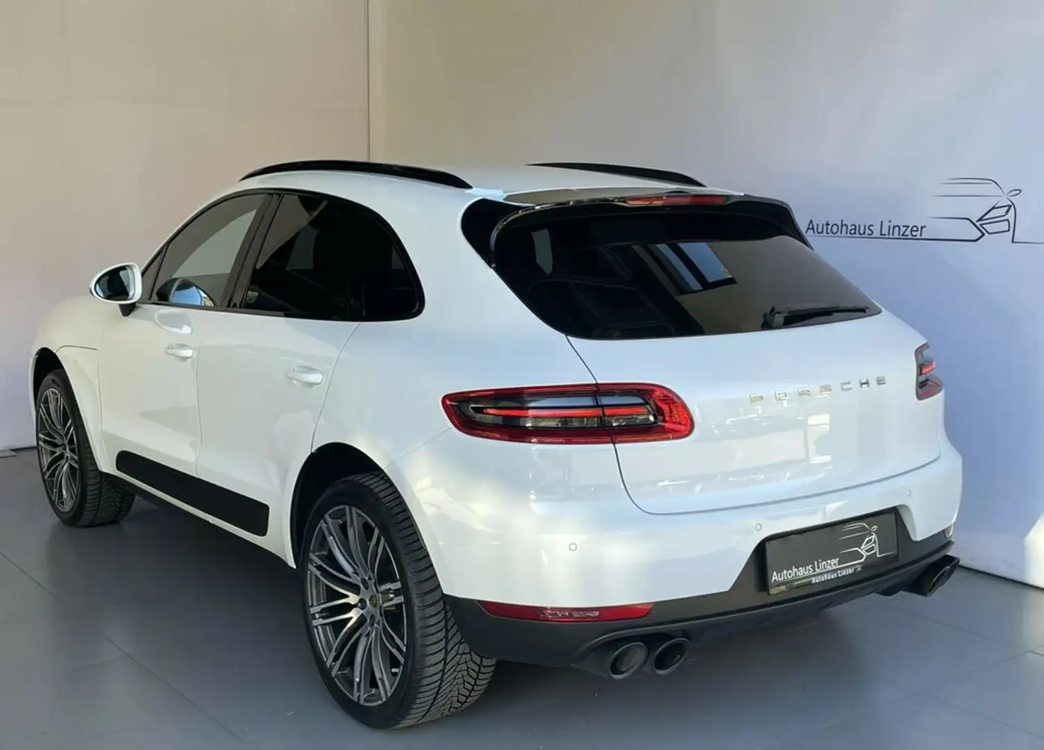 Porsche Macan S 4x4 *Sport-Auspuff*MEMO*AHK*LenkradH*21'' Blanc - 2