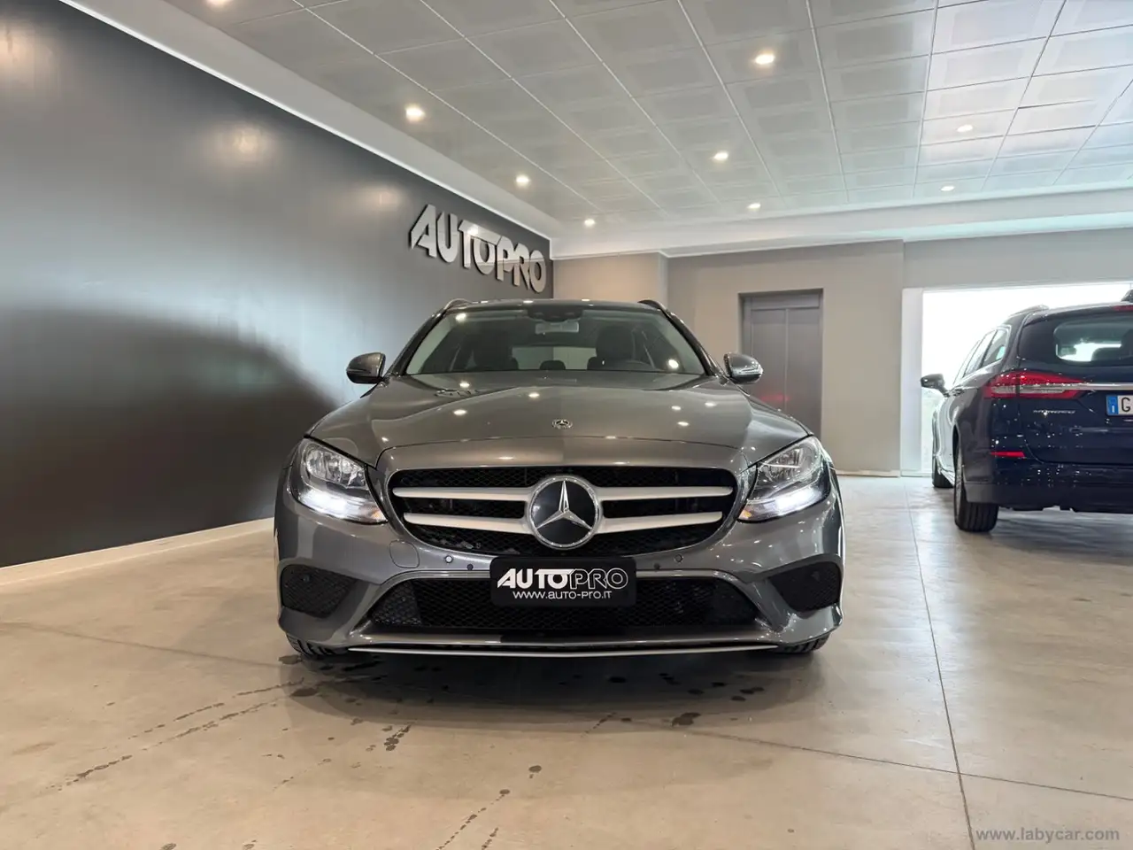 Mercedes-Benz C 180