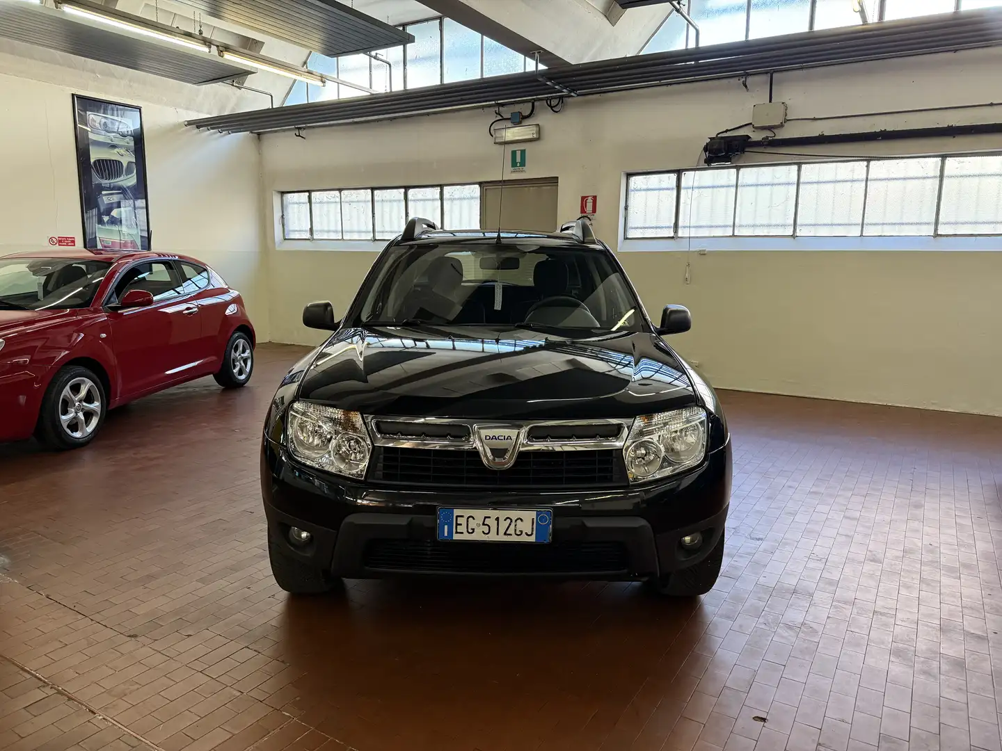 Dacia Duster 1.6 4x2 110cv Nero - 1