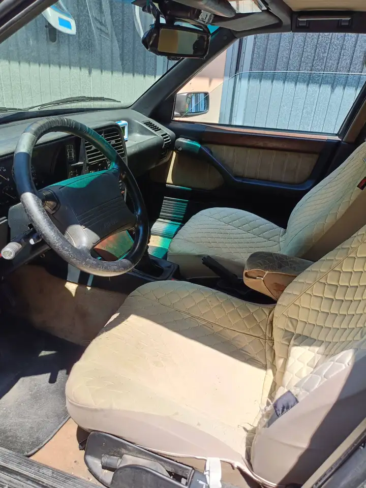 Lancia Thema 1984 Berlina 2.0 ie 16v cat., foto 2