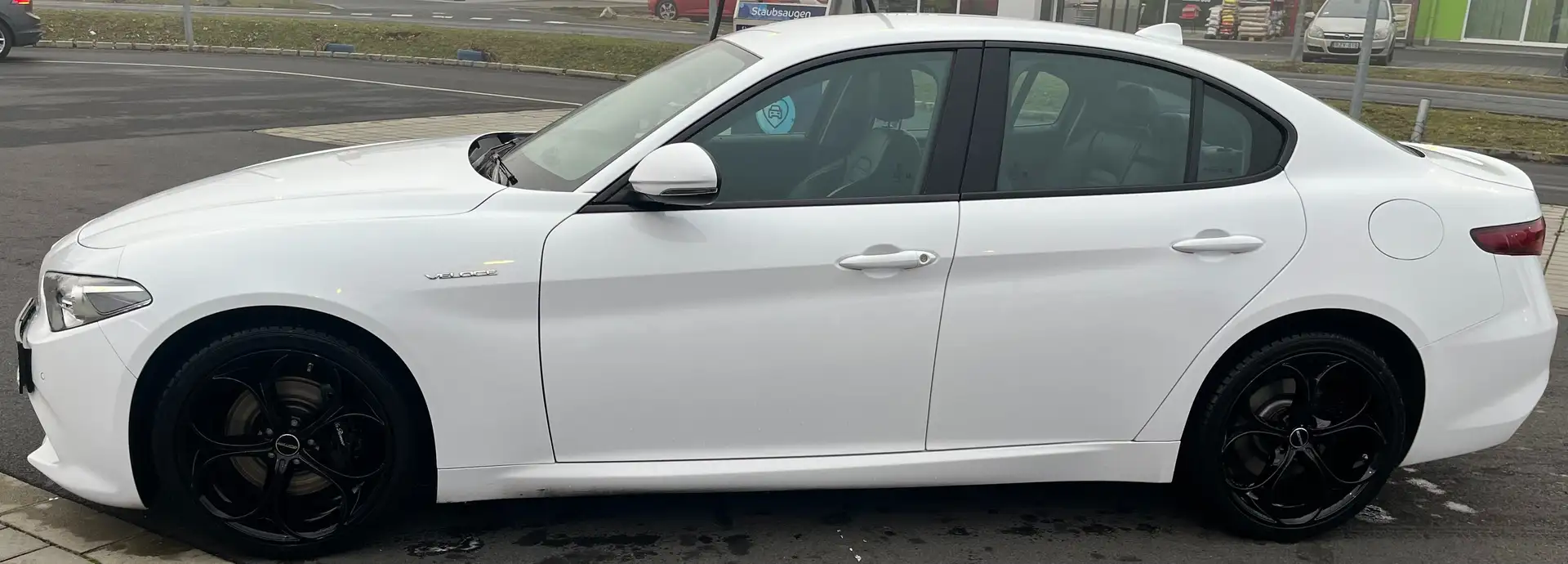 Alfa Romeo Giulia Giulia Veloce 2,2 210 AT AWD Veloce Weiß - 2