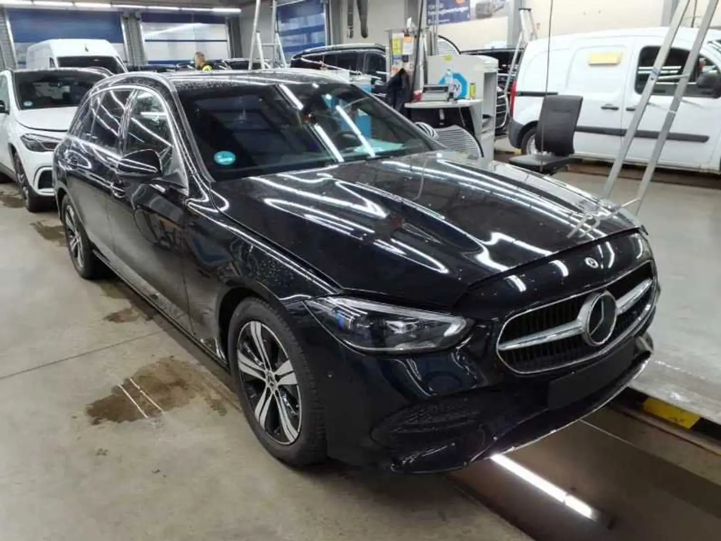 Mercedes-Benz C 200 d T Avantgarde Advanced Plus # MULTIKONTUR Schwarz - 2