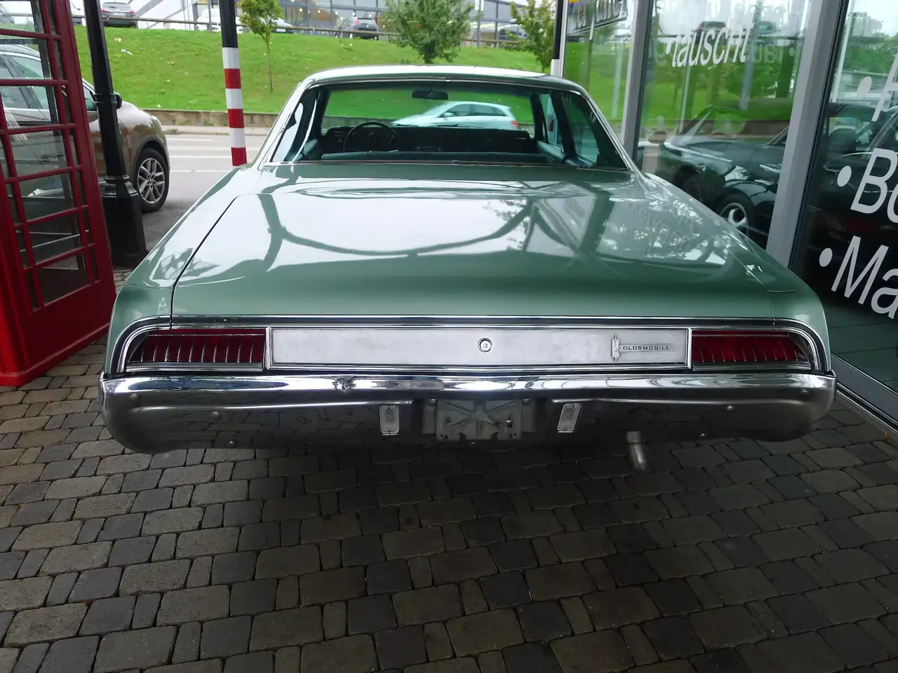 Oldsmobile Delta 88 4-door Sedan, foto 5
