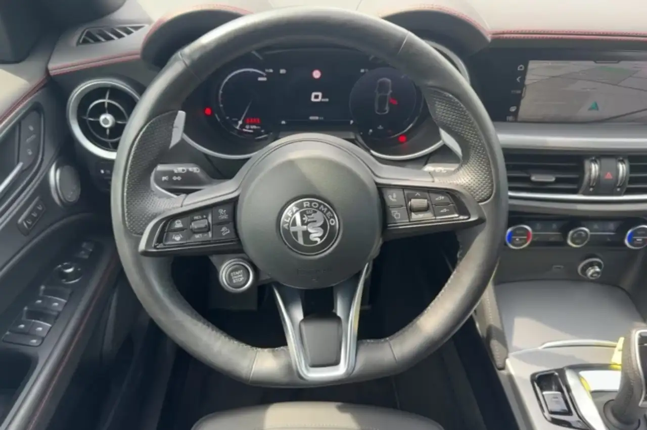 Alfa Romeo Stelvio 2024