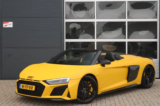 Audi R8