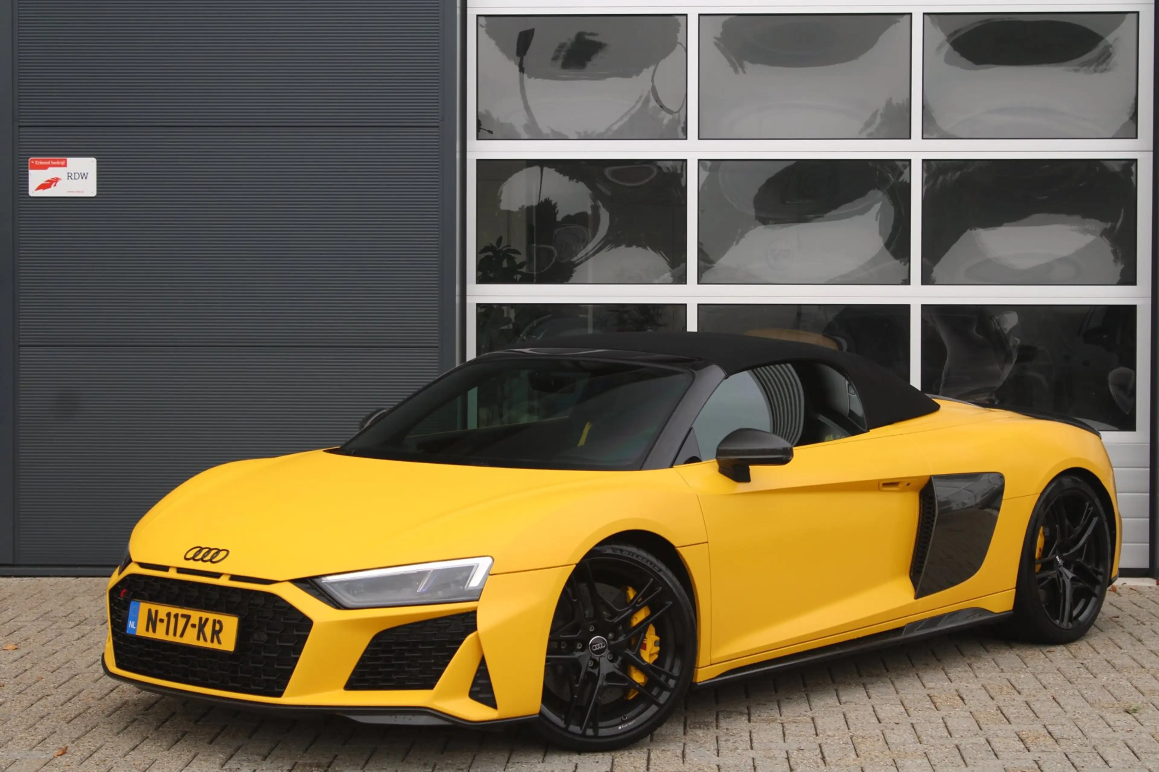 Audi R8 Spyder 5.2 Performance Quattro 620pk | Capristo | — photo 2
