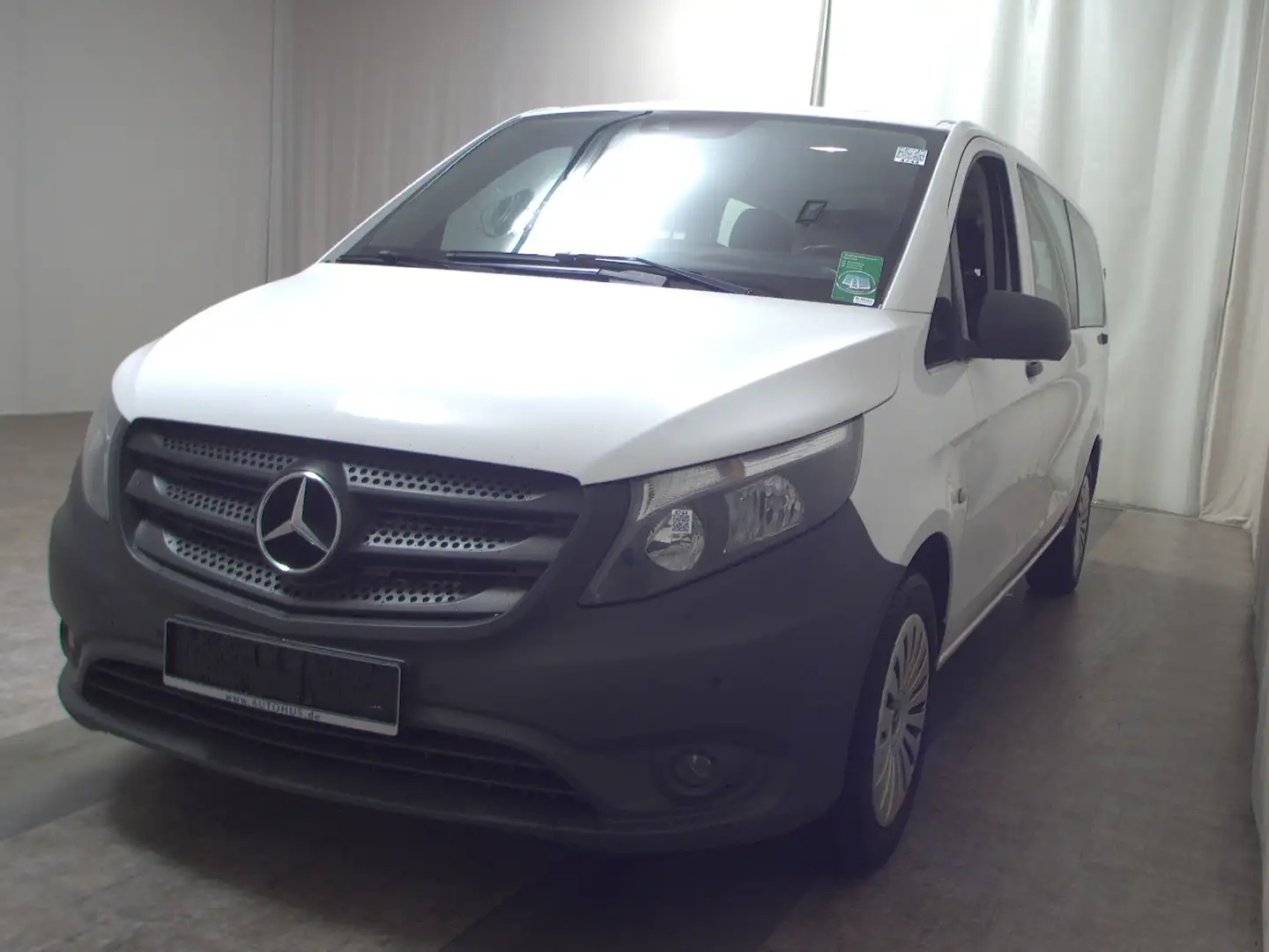 Mercedes-Benz Vito CDI Extralang 8-Sitzer Navi RFK Shz Weiß - 2