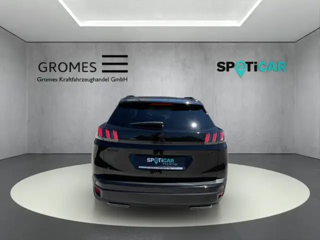 Peugeot 3008 view 4