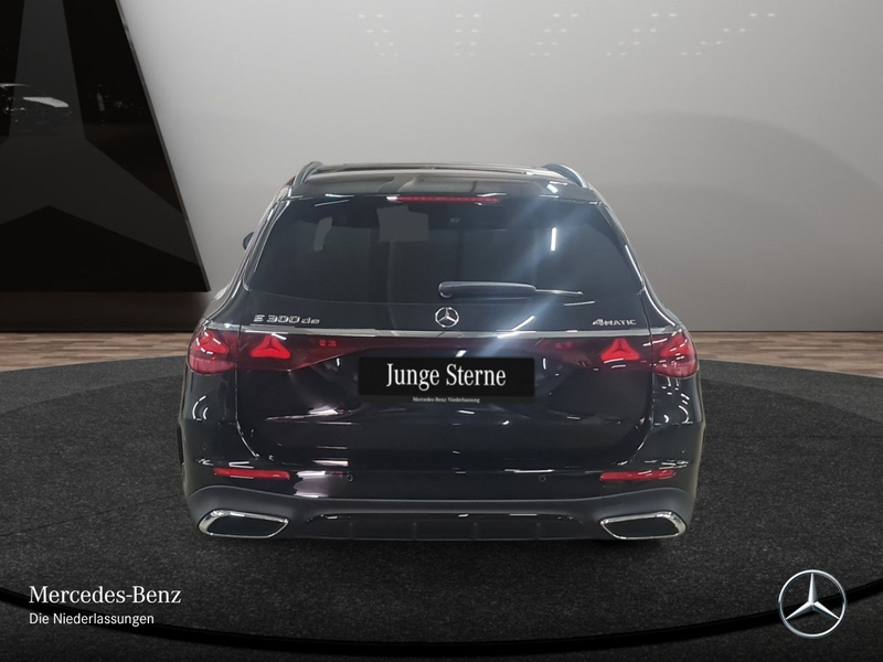 Mercedes-Benz E 300 de T 4M Hybrid AMG Fahrass 360° Pano Distr. — photo 9