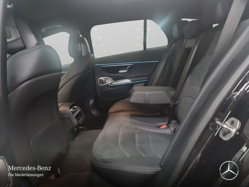 Mercedes-Benz E 300 de T 4M Hybrid AMG Fahrass 360° Pano Distr. — photo 12