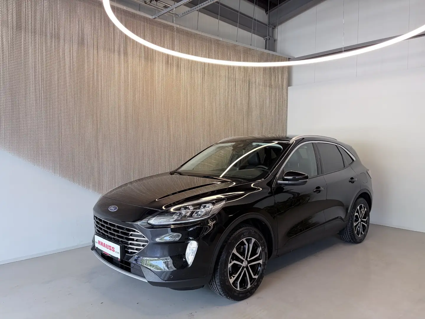 Ford Kuga 2,0 EcoBlue Hybrid Titanium X Schwarz - 1