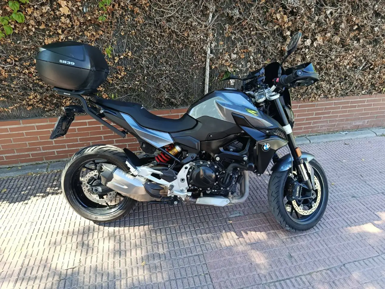 BMW F 900 R