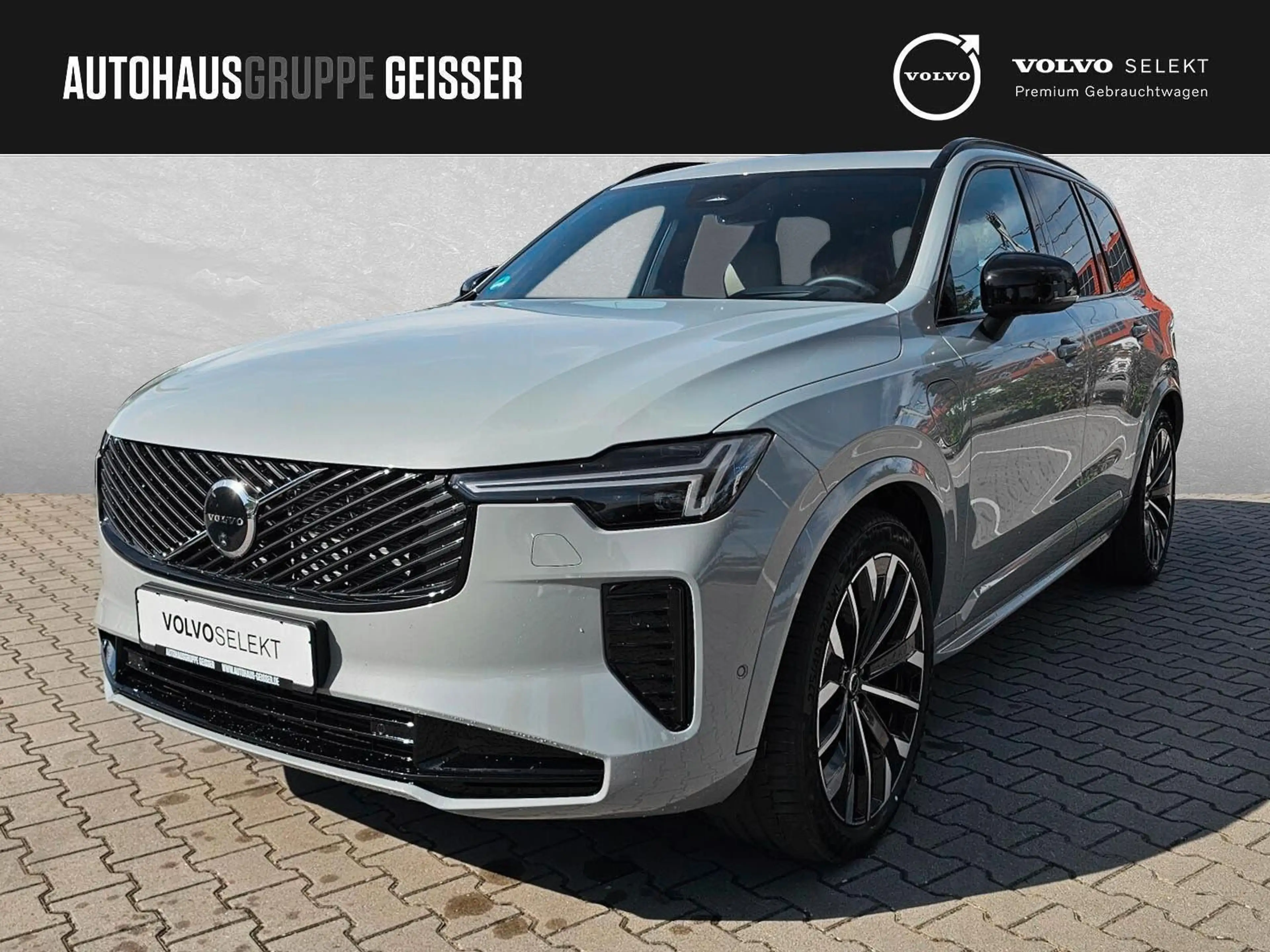 Volvo XC90 T8 AWD Ultra Dark 7-Sitzer ACC BLIS HUD SD