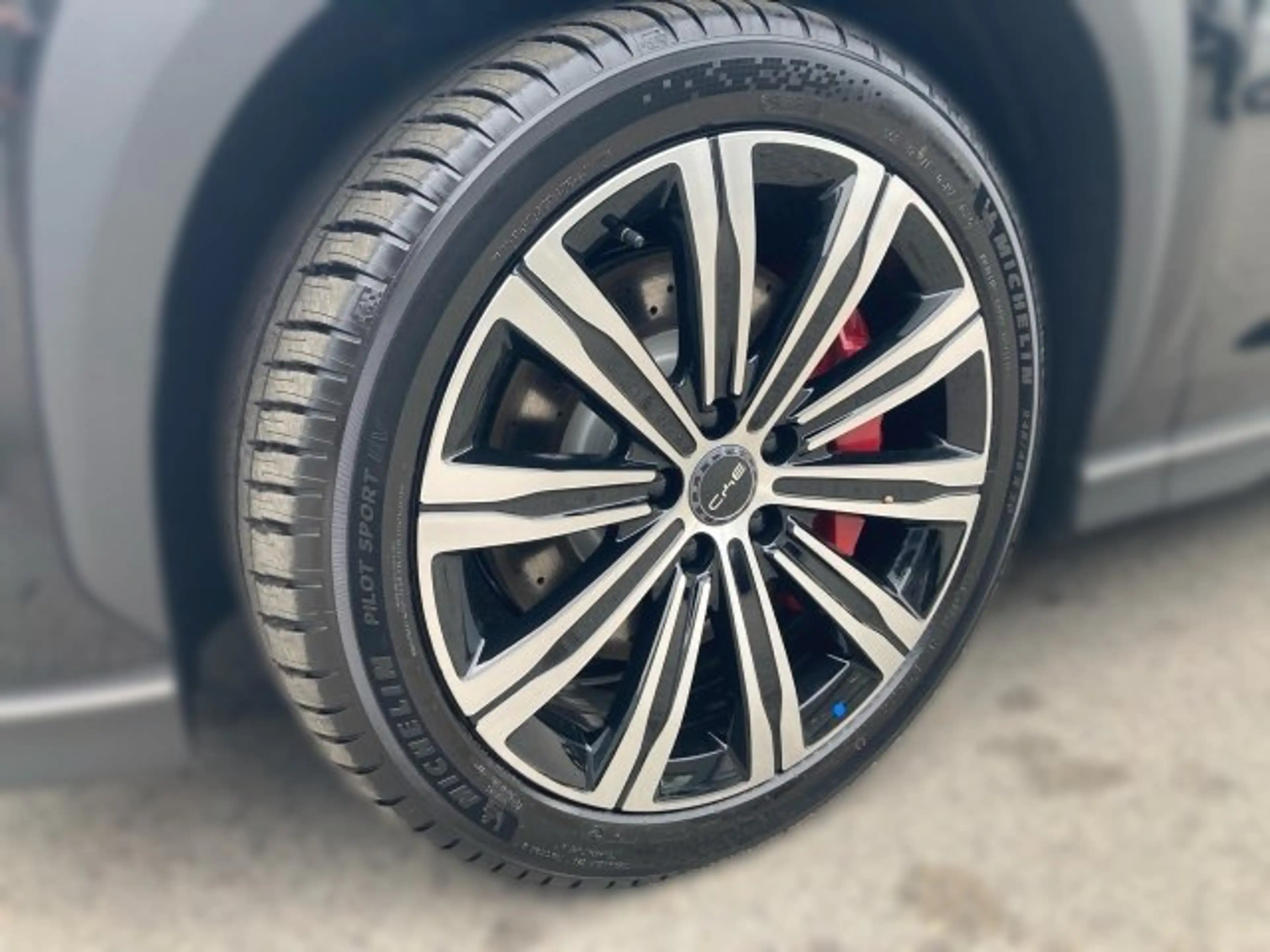 BYD Sealion 7 Excellence AWD — photo 3