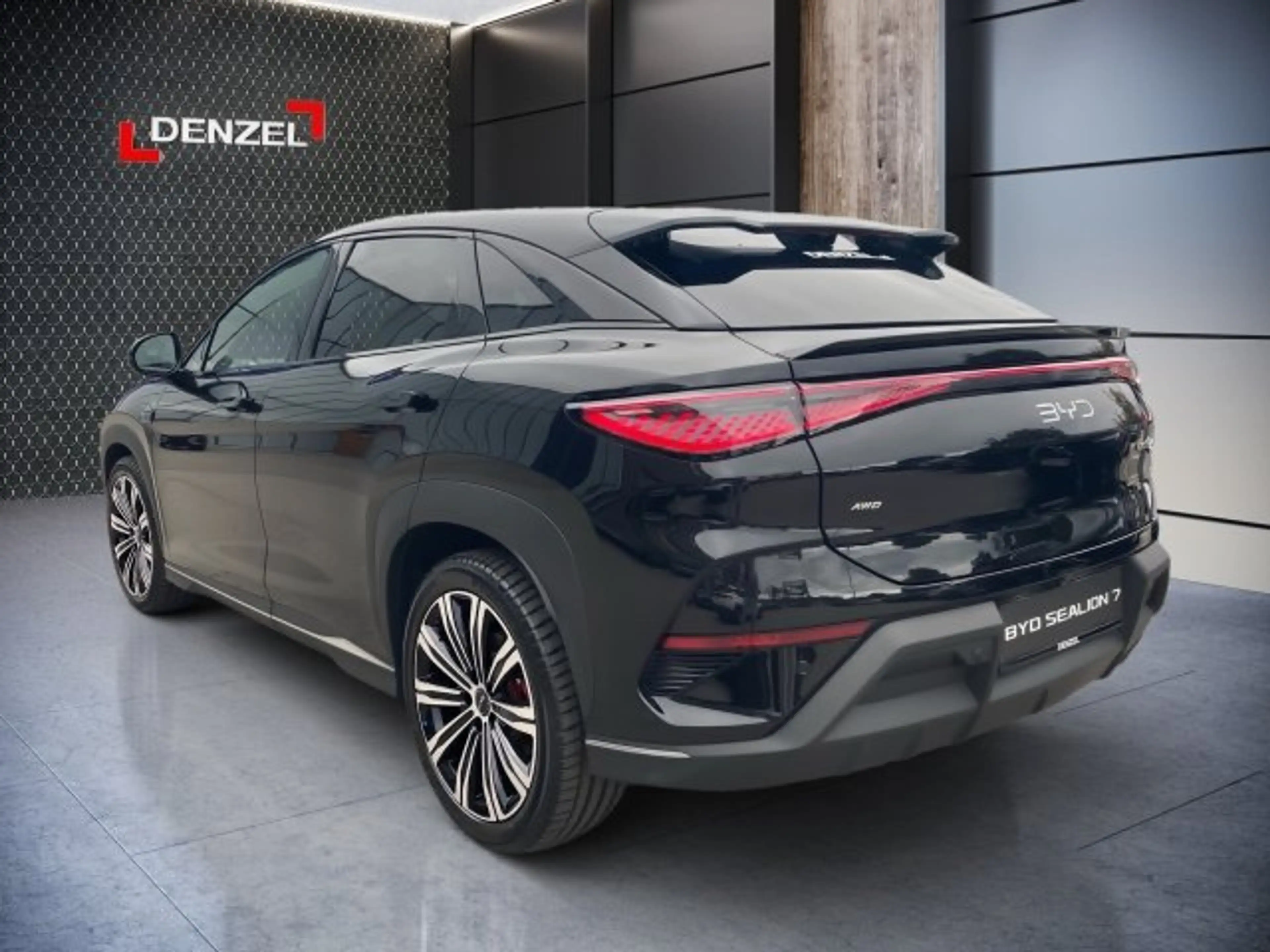 BYD Sealion 7 Excellence AWD — photo 2