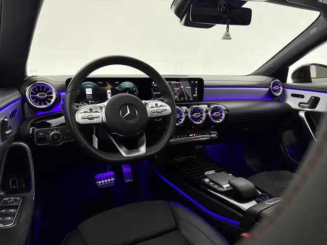 Mercedes-Benz CLA view 14