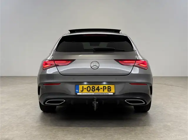 Mercedes-Benz CLA view 9