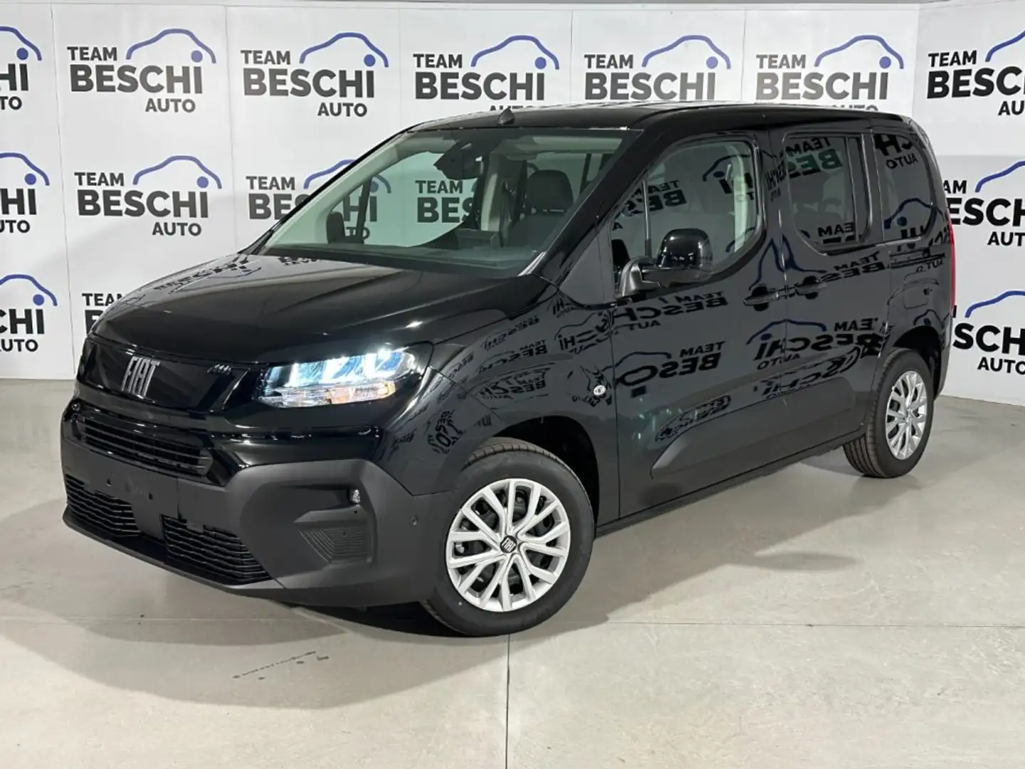 Fiat Doblo 1.5BlueHdi 100CV AUTOVETTURA 5 POSTI Noir - 1