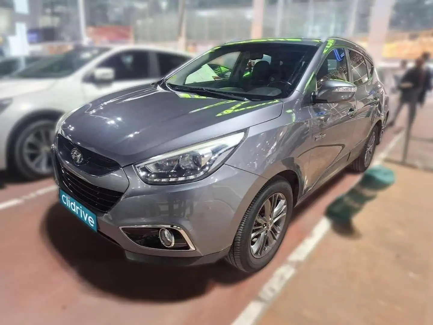 Hyundai TUCSON 1.7CRDI BD Tecno Sky 4x2 Gris - 2