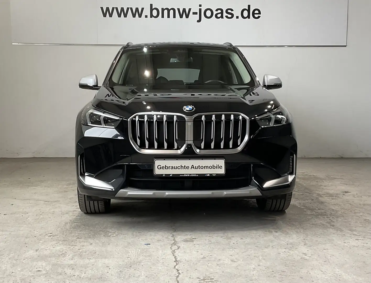 BMW X1 sDrive20i AHK Head-Up Parking Assis. Plus Schwarz - 2
